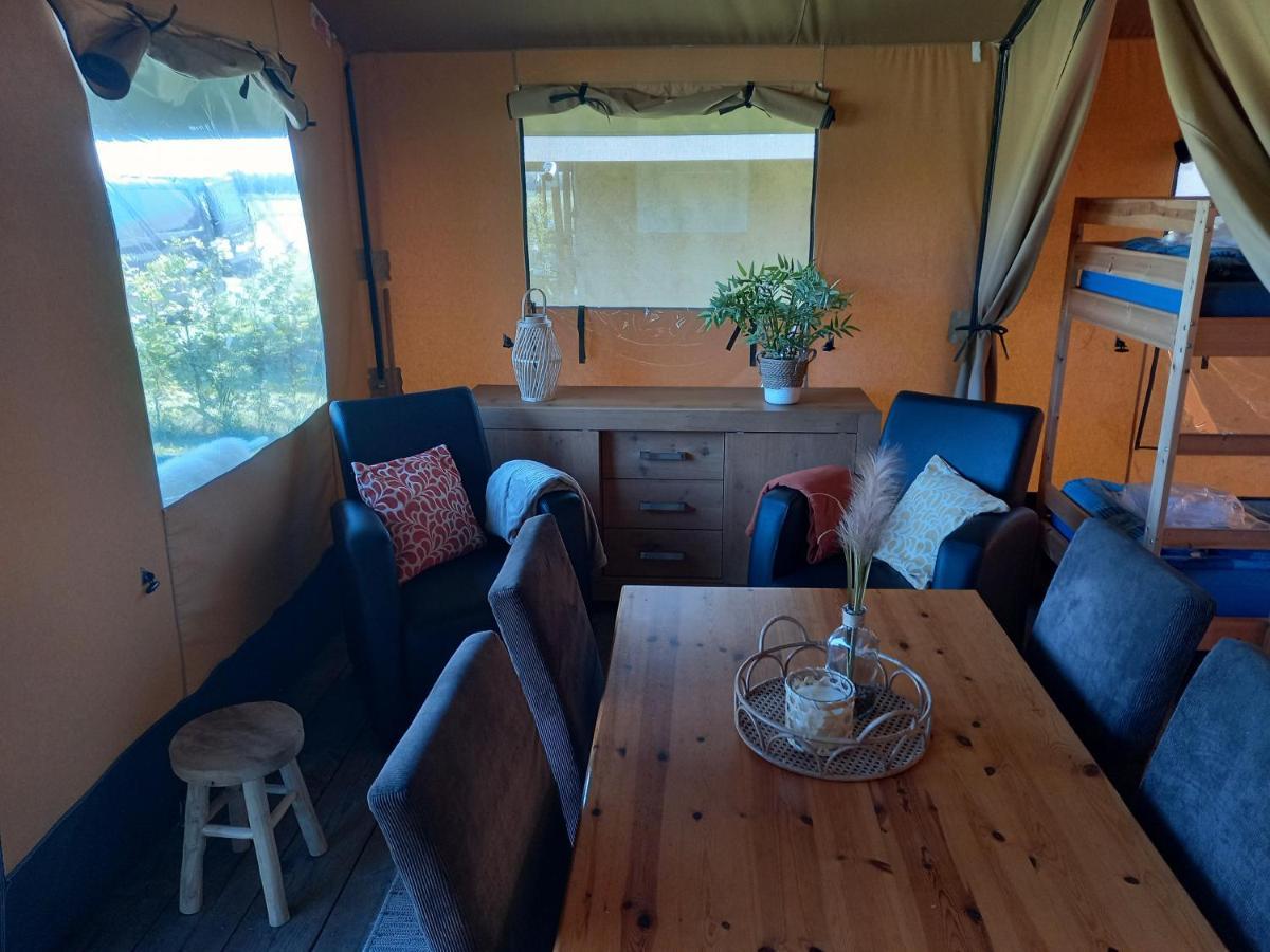 Comfort Safaritent 6 Pers En Mini Camping Zwiggelte Экстерьер фото